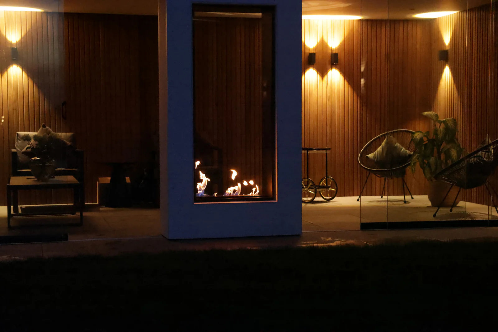 Fame Vertical Doorkijkhaard Enkel Volle Glas 70 x 100 cm